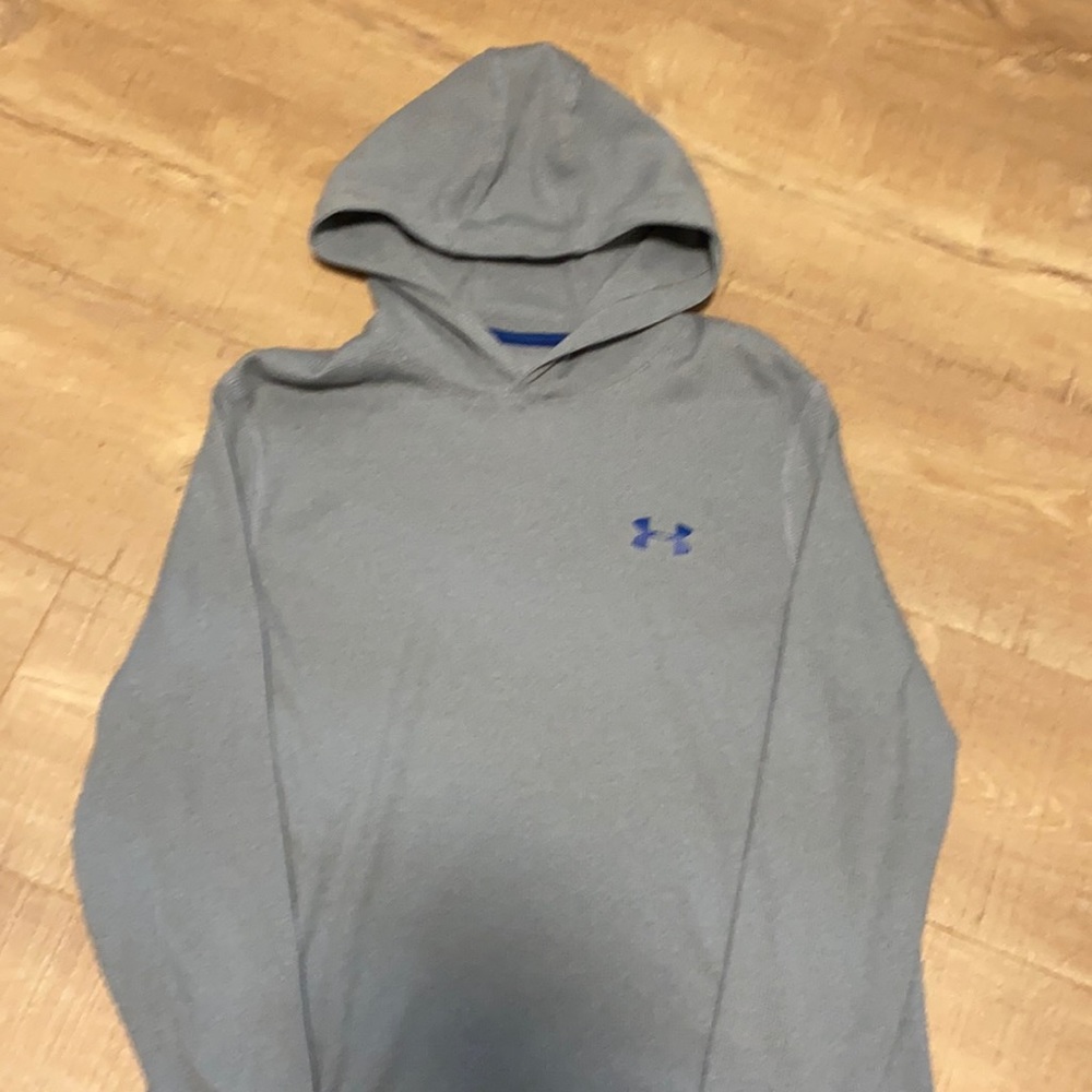 Under Armour Mens M loose fit pull over